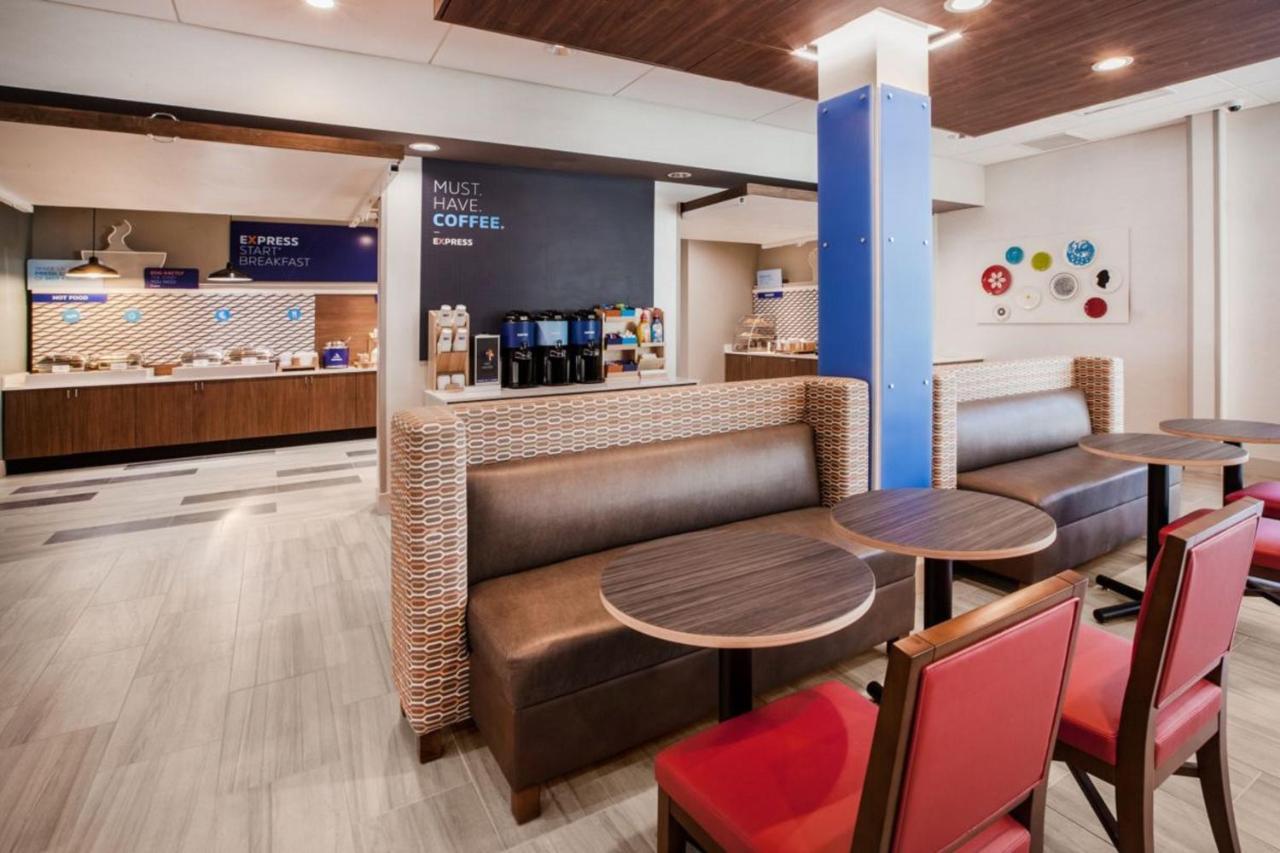 Express - South Bartram Prk By Ihg Jacksonville